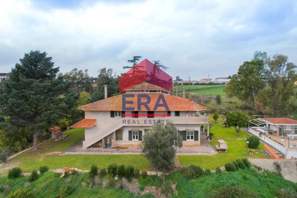 Vue aérienne - Villa with 4.5-Hectare Park in Ardea