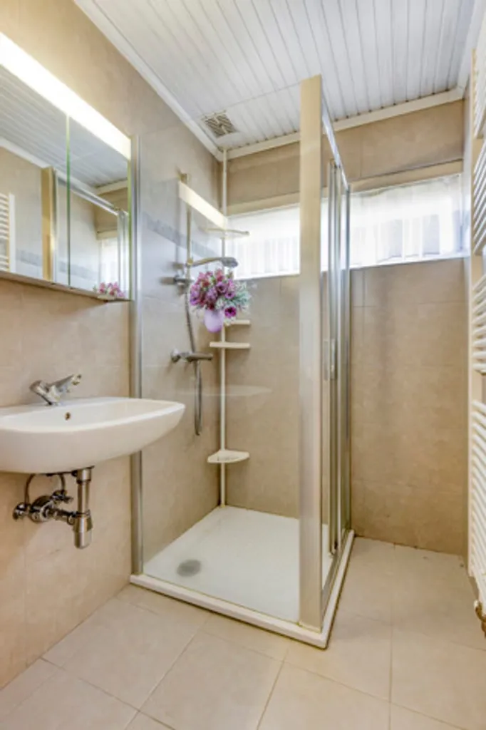 Bagni - House with Garden and Terrace in Boechout
