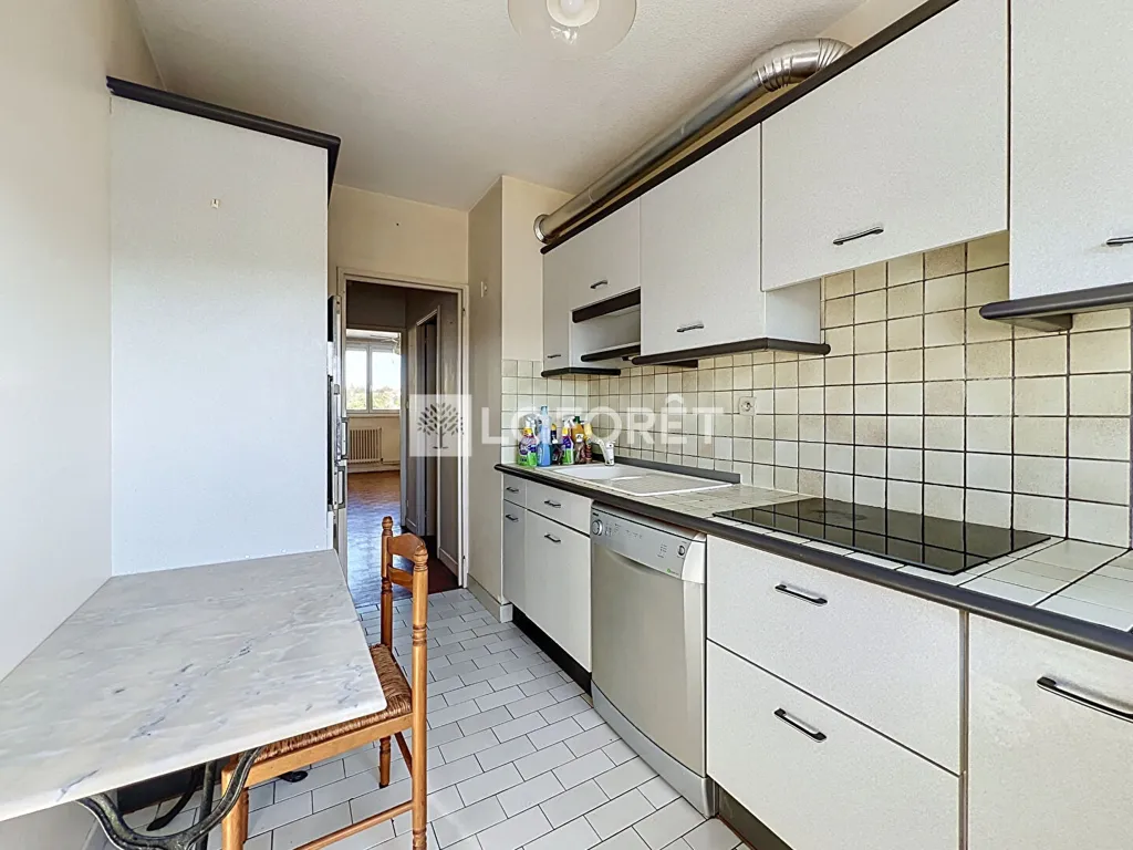 Cucina - Apartment with Loggia in Mâcon