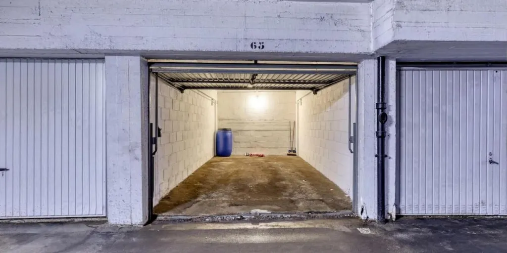 Garage - Appartement Studio avec Garage à Sint-Pieters-Woluwe