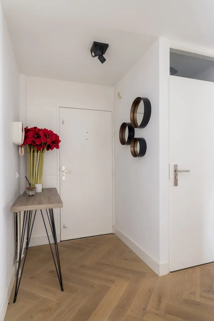 Hallway - Galerie Flat with Terrace in Eindhoven Centre