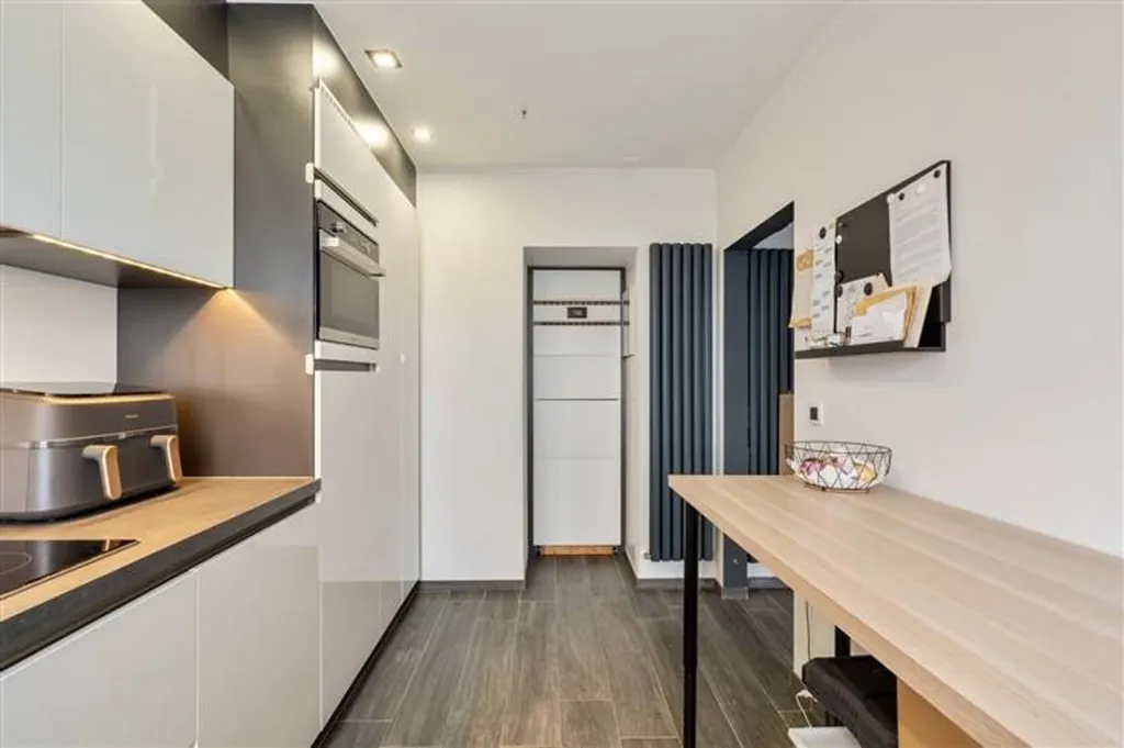 Köök - Duplex with Balcony near Autoroute in Town Centre
