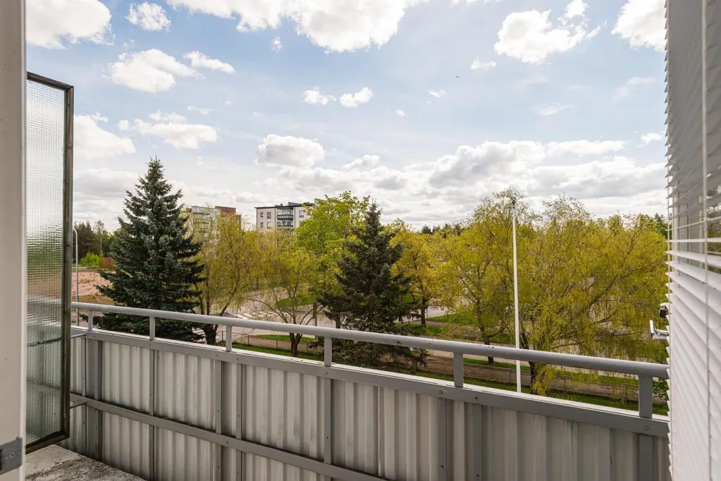 Balcon - 2-Bedroom Apartment with Balcony in Helsinki