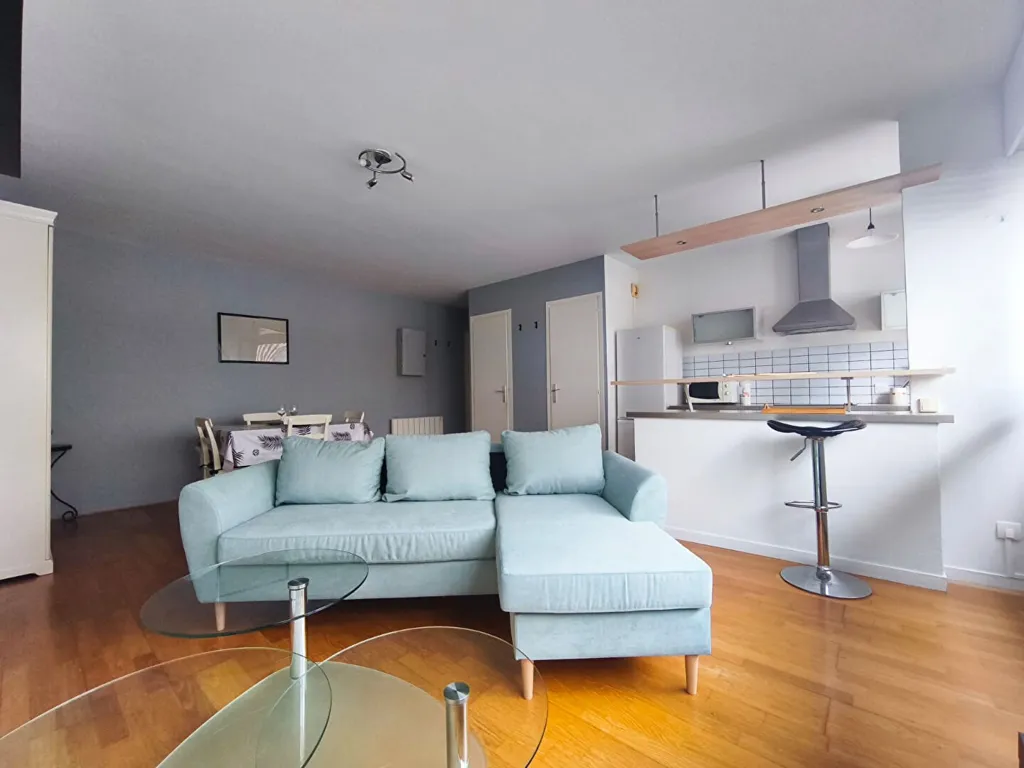 Elutuba - Securely Located 2-Bed Flat with Parking in Croisé Laroche