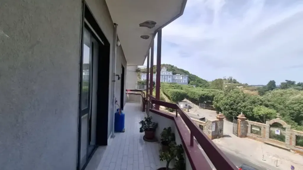 Balcon - Rented Duplex with Vesuvio View in Pozzuoli