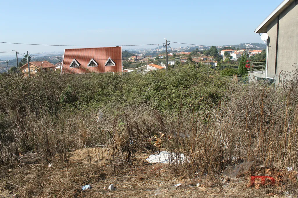Aed - Plot with Views in Gondomar, Porto