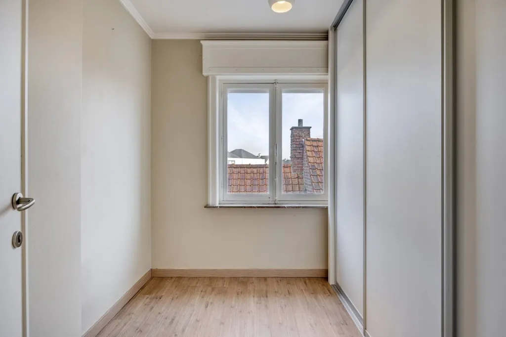 Hallway - House with Separate Salon in Lendelede