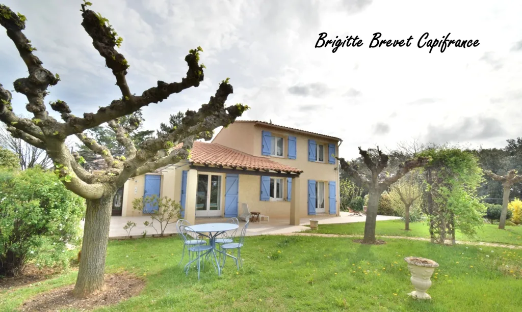 Välivaade - House with Pool in Saint-Maximin-la-Sainte-Baume