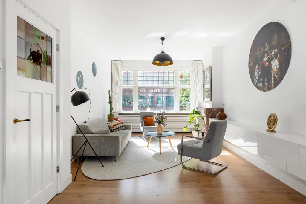 Living Room - Galerie Flat with Balcony in Blijdorp