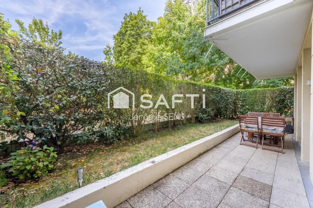 Giardino - Apartment with Garden in Poissy