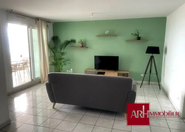 Elutuba - Furnished Flat with Ocean View in St Denis