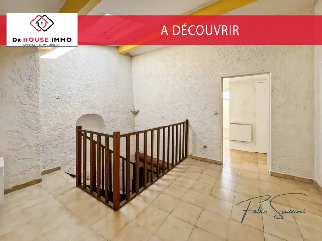 Entrée - Appartement Duplex avec Terrasse en Centre-Village à Gareoult