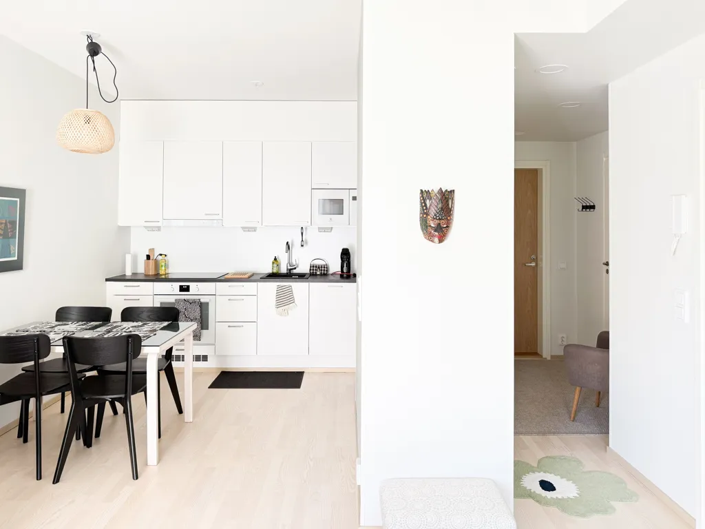 Söögituba - Modern Flat with Lake View in Lahti