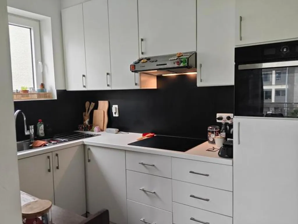 Cucina - Renovated Apartment with Terrace in Aarschot