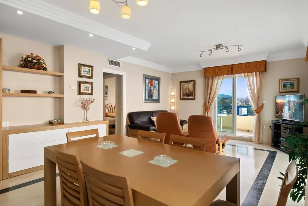 Salle à manger - Penthouse with Sea View in Marbella