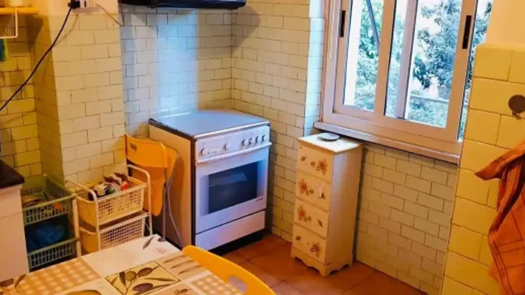 Köök - Spacious Penthouse with Metro Access in Rome