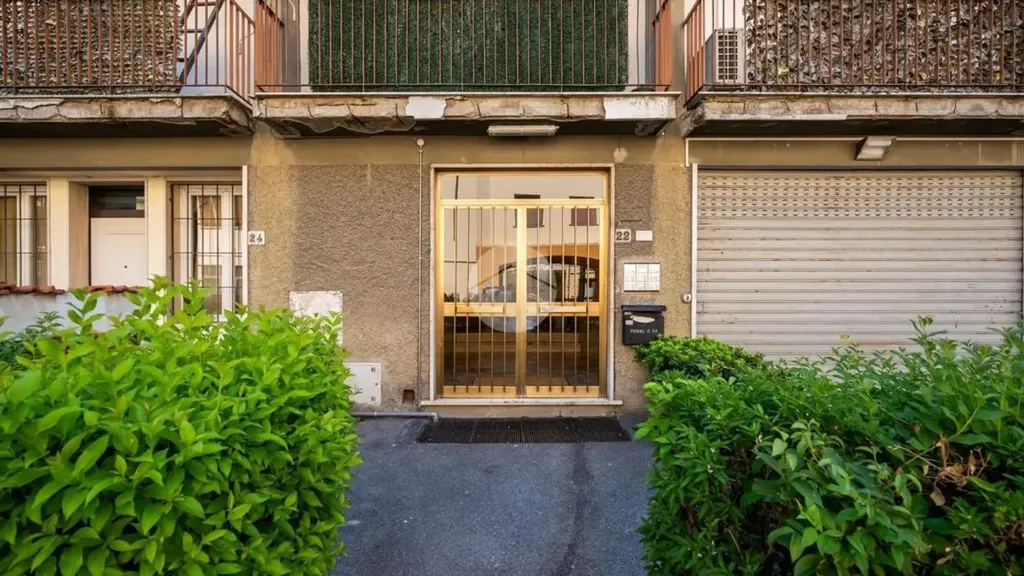 Välivaade - Rustic-Style Flat with Balcony in Florence