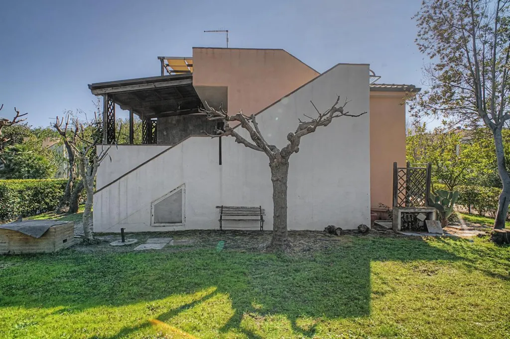 Jardin - Villa with Balcony in Bernalda Centre