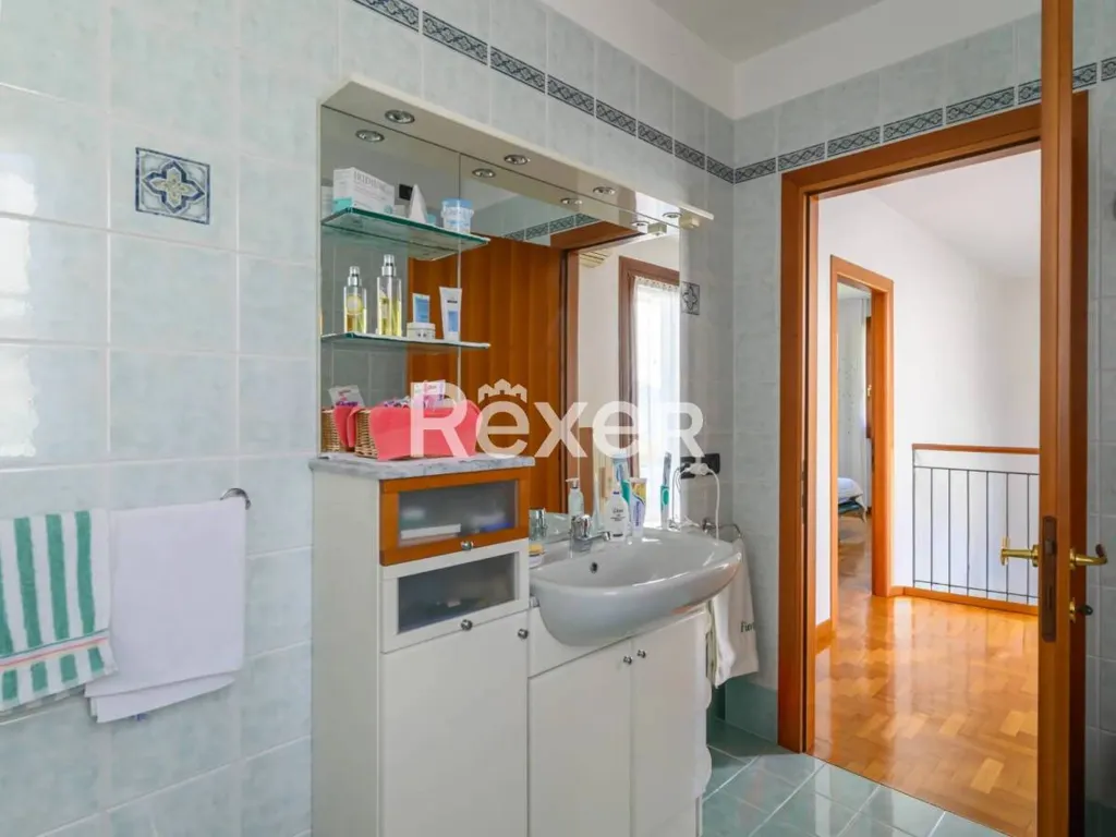 Bagni - Bifamiliare with Private Garden in Vigonza