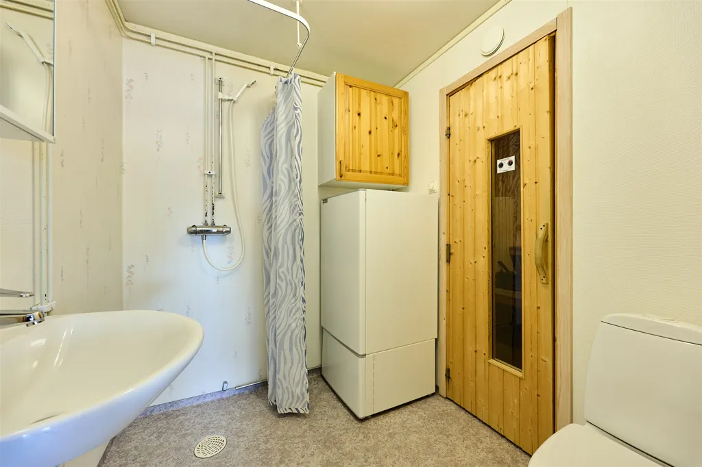 Vannitoad - Apartment with Ski Access in Björnrike