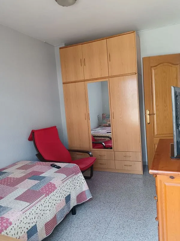 Chambres - Semi-Detached House with Terrace in Les Arenes