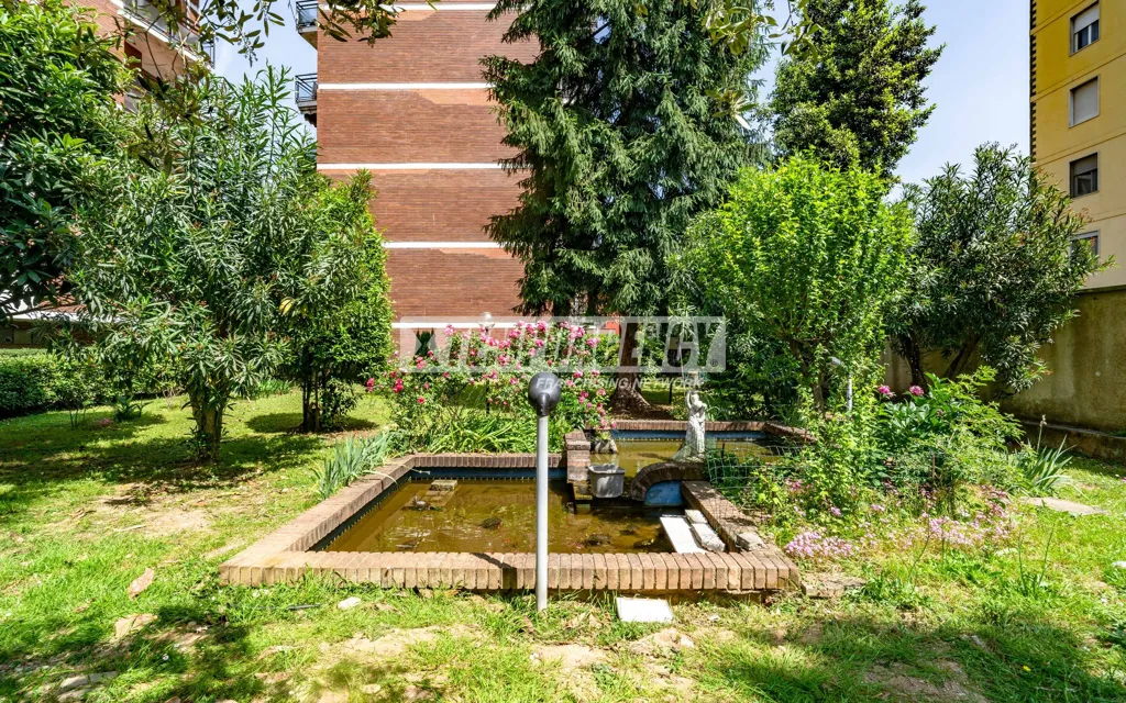 Giardino - Rear-Facing Bilocale with Balcony in Garbagnate Milanese