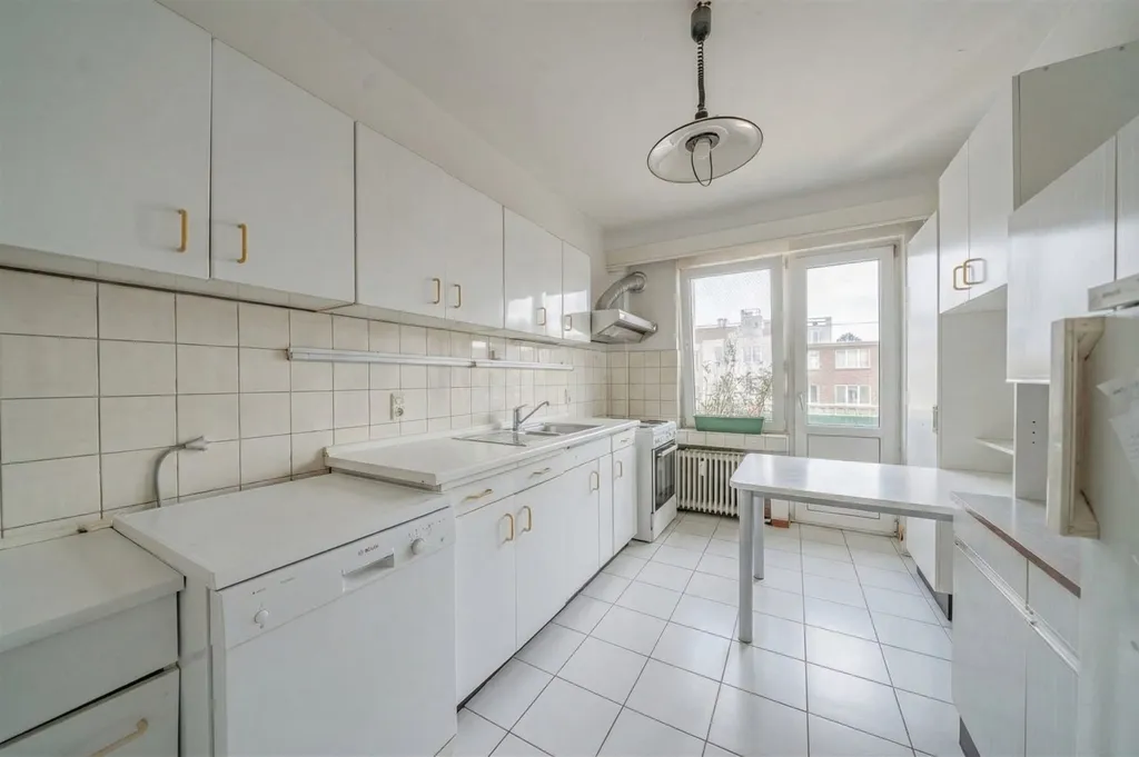 Cuisine - Appartement avec balcon à Schaerbeek
