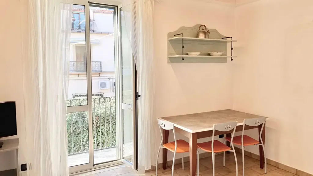 Söögituba - Rearranged Apartment with Attic in Guglionesi