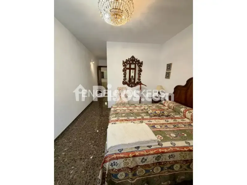 Bedrooms - Apartment with Stadium Views in Mestalla, Valencia