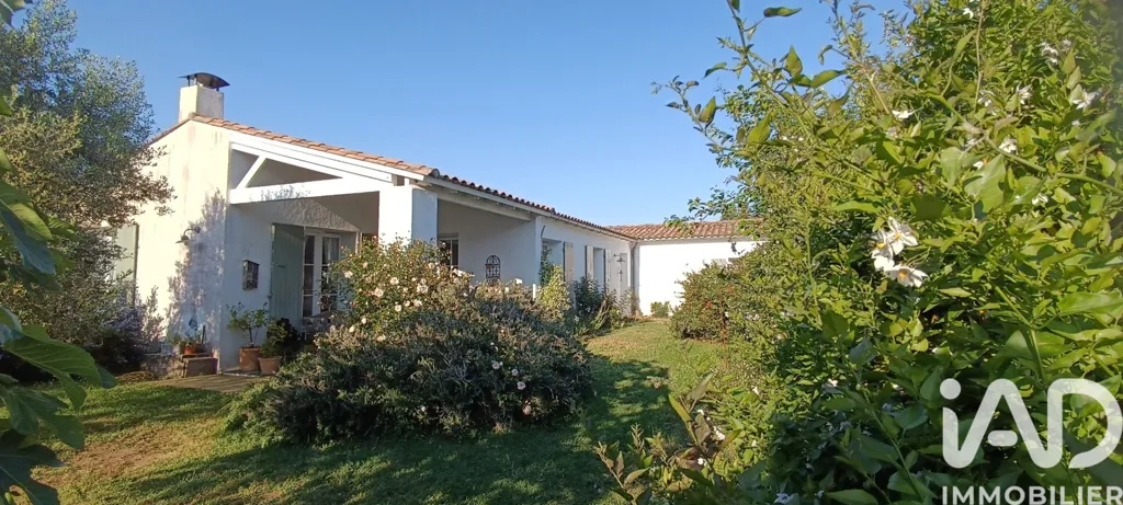 Jardin - Maison Proche Plage avec Jardin à Loix