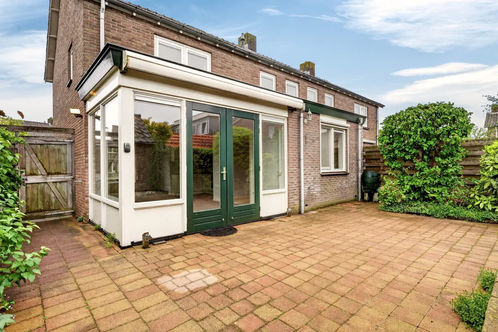 Terrass - 2-Under-1-Cap House with Garden in Dalfsen