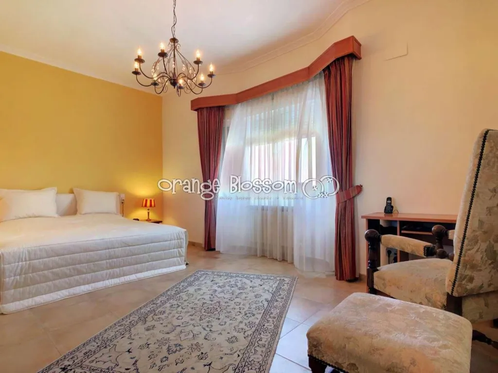 Magamistoad - Detached Villa with Sea Views in Ador
