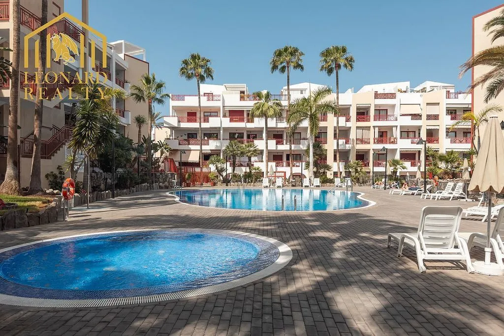 Piscine - Apartment with Terrace and Pool in Palm-Mar