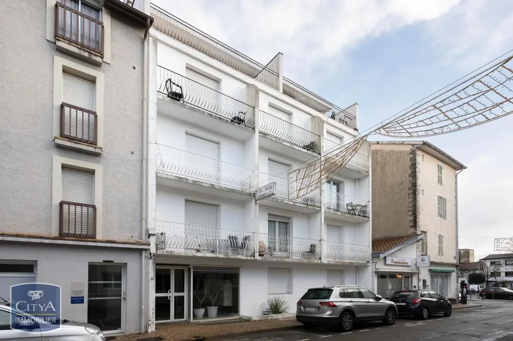 Välivaade - City-Centre Flat with Balcony in Dax