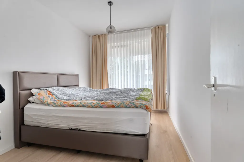 Chambres - Four-Bedroom Apartment with Balconies in Rotterdam