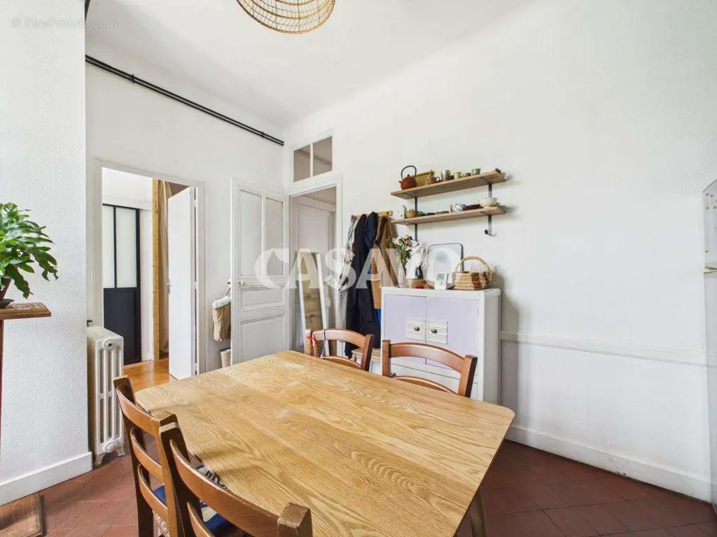 Dining Room - Charming 3-Piece Apartment in Chantenay, Nantes