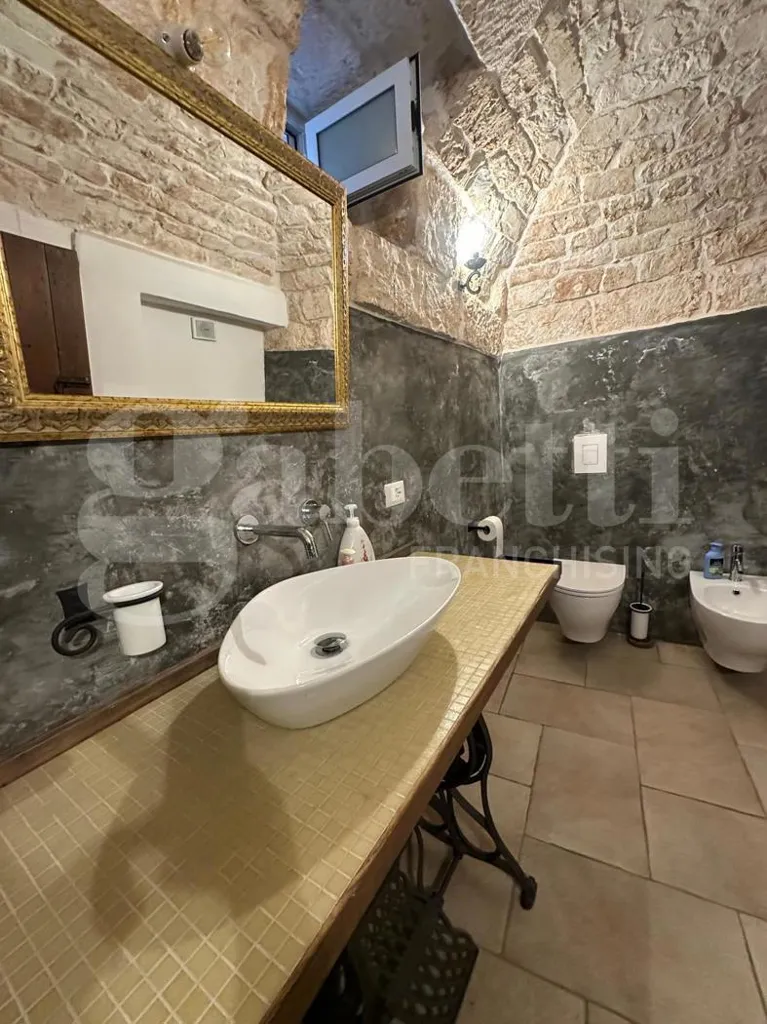 Vannitoad - Independent House with Stone Vaults in Ostuni