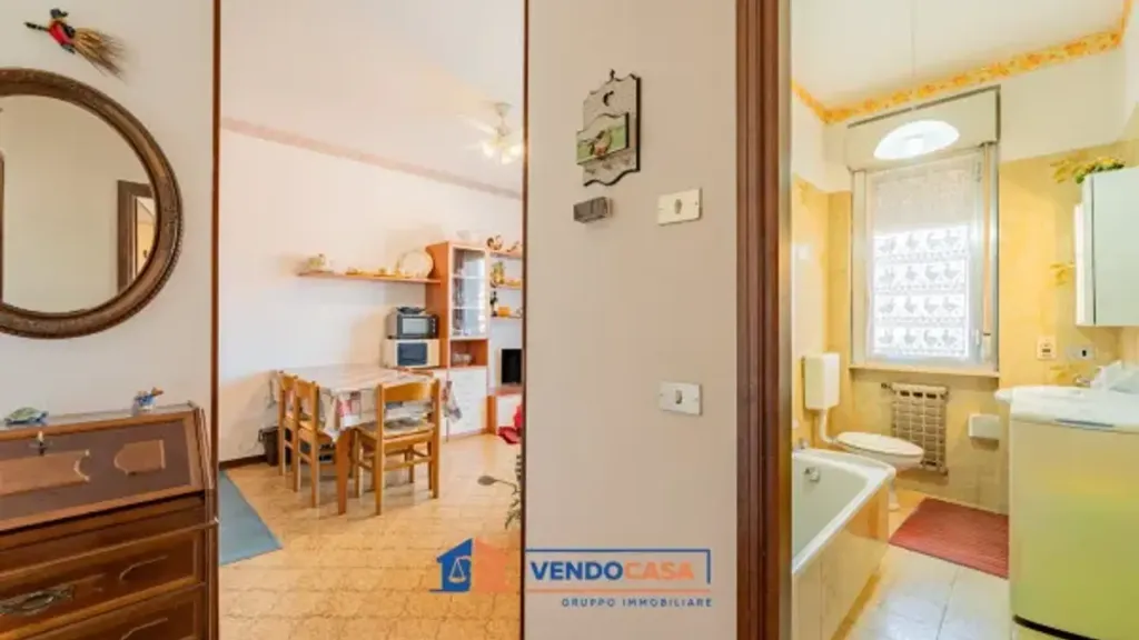 Salles de bain - Third-Floor Flat with Sea View in San Bartolomeo al Mare