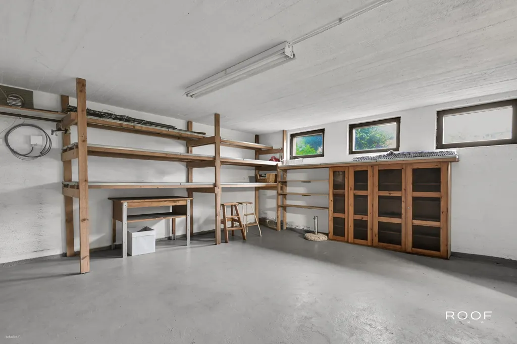 Garage - Maison 5 pièces à Raasepori