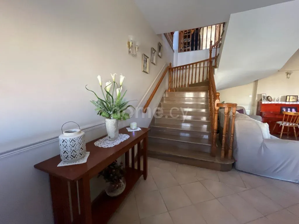Zimmer - Villa with Pool in Larnaca
