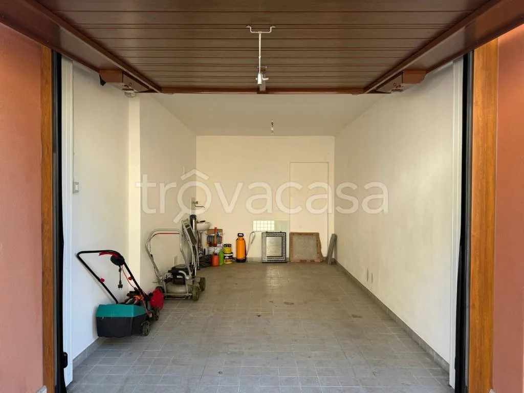 Garage - New Villa with Sea View in Trieste
