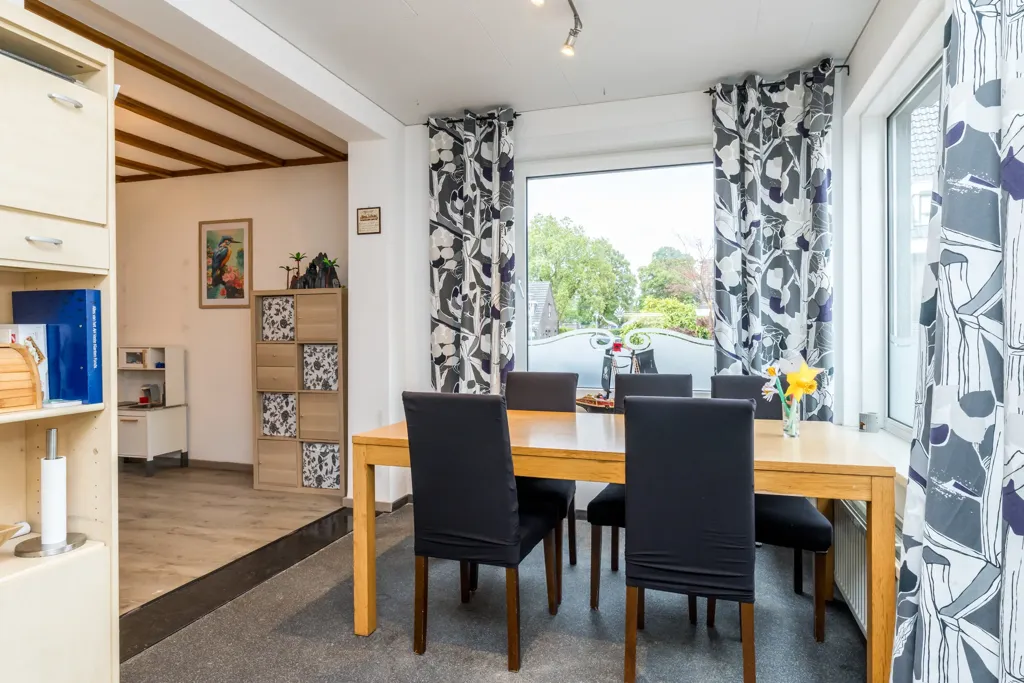Söögituba - Corner House with Garden in Brunssum