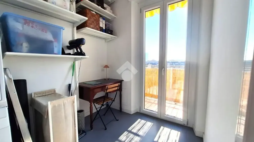 Kabinet - Panoramic Attico with Terrace in Torino
