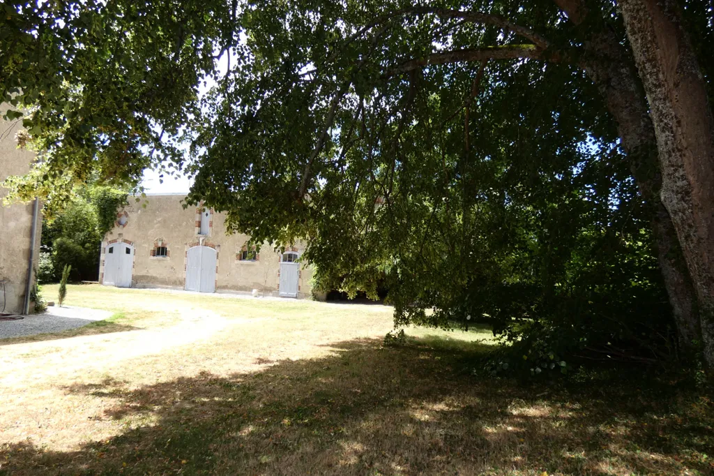 Giardino - Historic House with Tower in Guéret