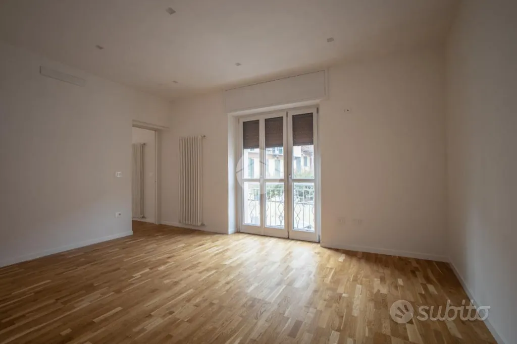 Appartement 3 pièces à IT