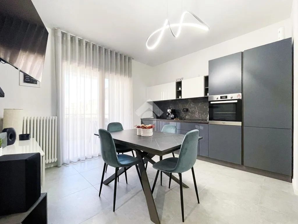 Söögituba - Modern Apartment with Balcony in Central Vasto