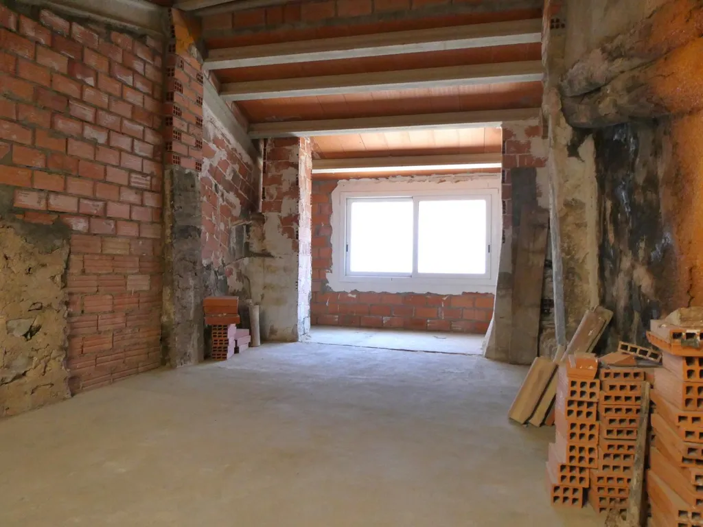 Toad - Charming House with Countryside Views in Maella