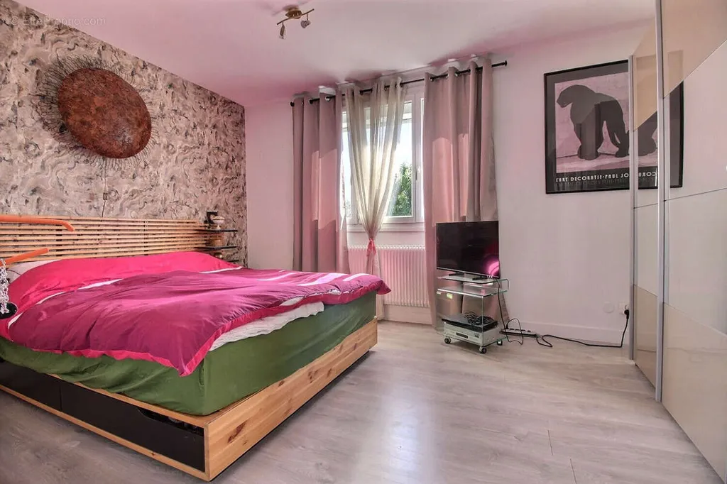 Chambres - Maison avec Jardin et Balcon à Lomme