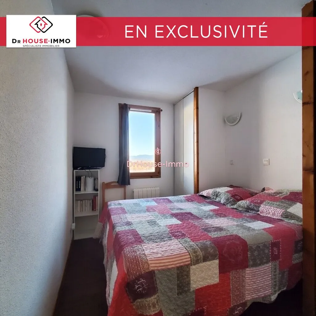 Chambres - Appartement avec Balcon et Piscine à Super-Besse