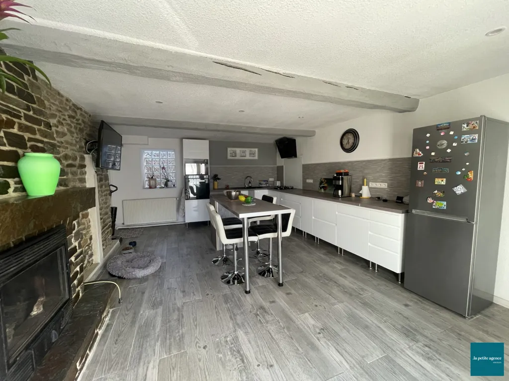 Cuisine - Maison avec Entrée Indépendante à Esson